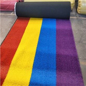 plavi tepih za pistu