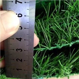 sva zelena umjetna trava