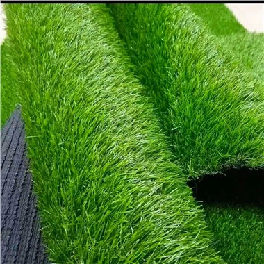 Vještačka trava pogodna za pse