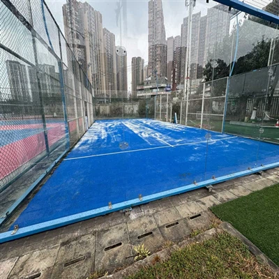 Padel, često preveden kao tenis u kavezu